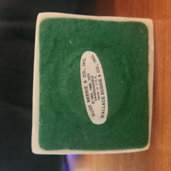 Vintage R&W Berries 1969 Christmas Mouse 5.5" tall Kitschy figurine - Picture 7 of 8